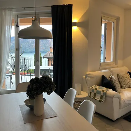 Antoni's Place Lenno